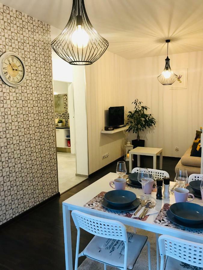 Bird House Apartment In The City Center Cracóvia Exterior foto